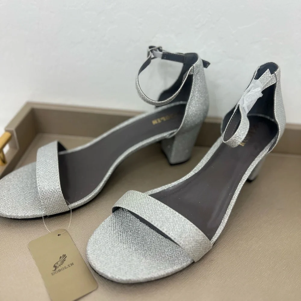 Elegant Silver Heeled Sandals with Glitter Finish